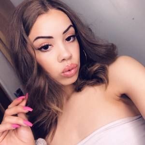 Meet your Posher, Mae